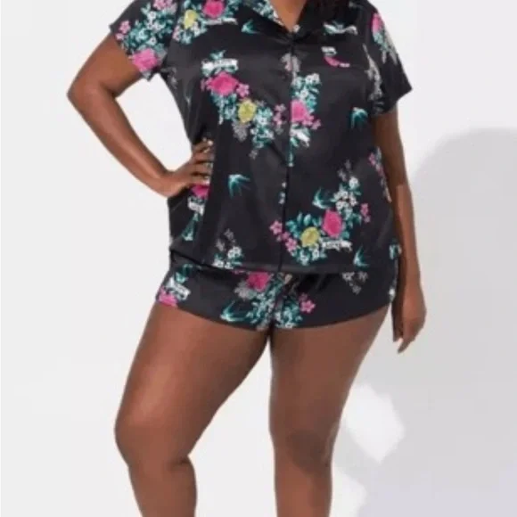 Torrid Pajama Shorts Set - Black - Picture 1 of 7